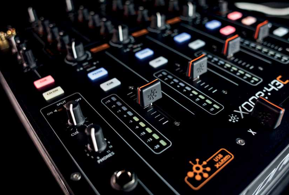 Allen & Heath Xone:43 – Der Fastalleskönner