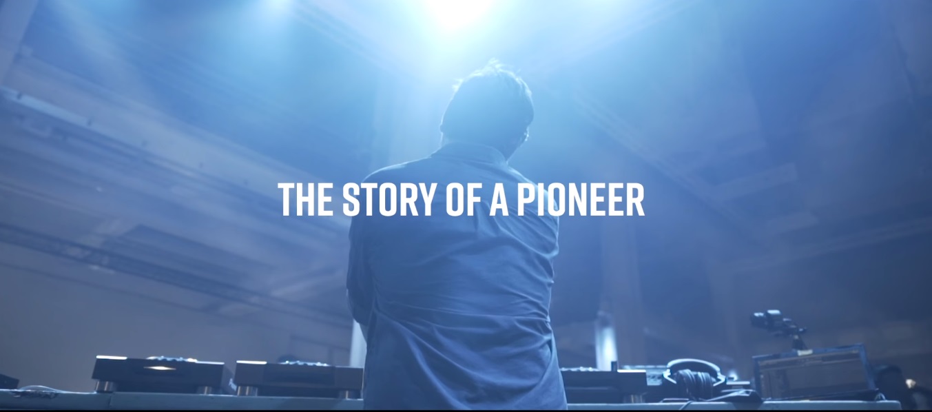 Laurent Garnier Off The Record Download Laurent Garnier - Off the Record - FAZEmag