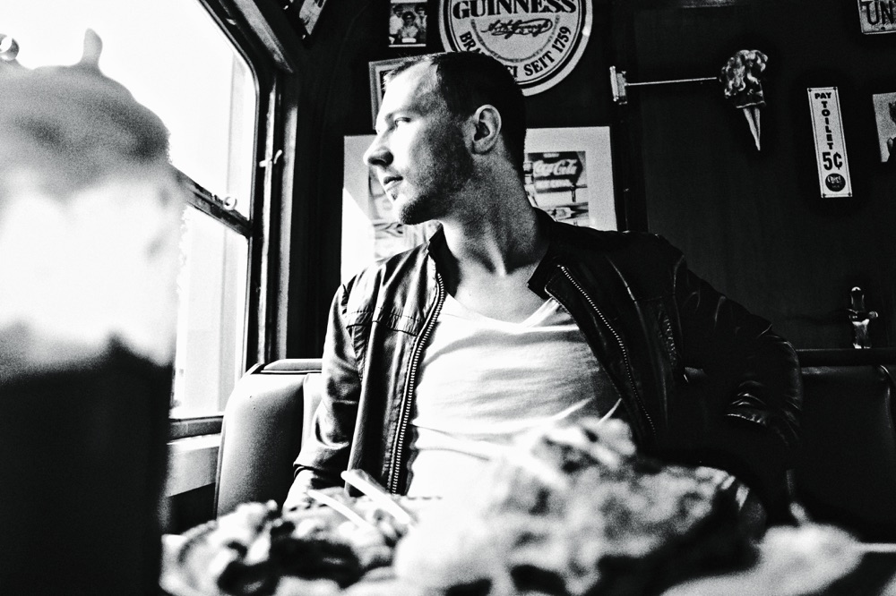 Nach fünf Jahren Pause Kris Menace ist mit neuer Single am Start