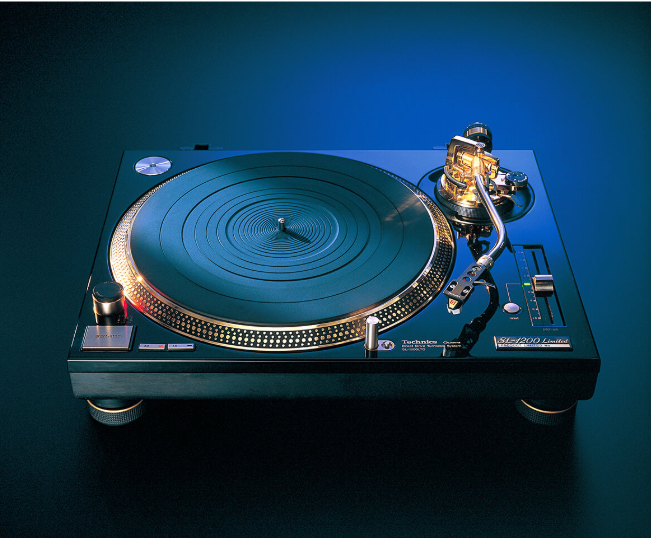 https://www.technics.com/global/sl1200/heritage/?fbclid=IwAR13xtAtf9IGEuh_KchvCaX67r92d8g6jXoMVo7e4qwA837RpXwjILvhZDo#product2