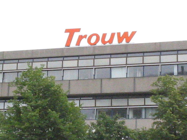 800px-Trouw_logo
