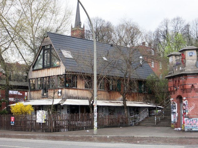 Golden Pudel Club im unversehrten Zustand