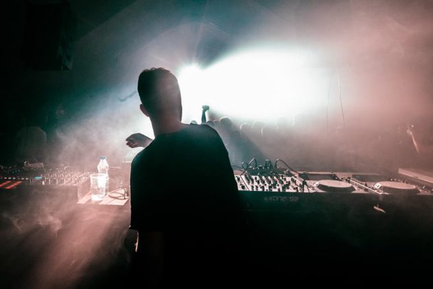 15 Techno-Klassiker die ihr kennen solltet