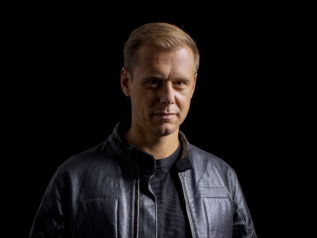 Das neue Studioalbum von Armin Van Buuren trägt den Titel "Breathe In"