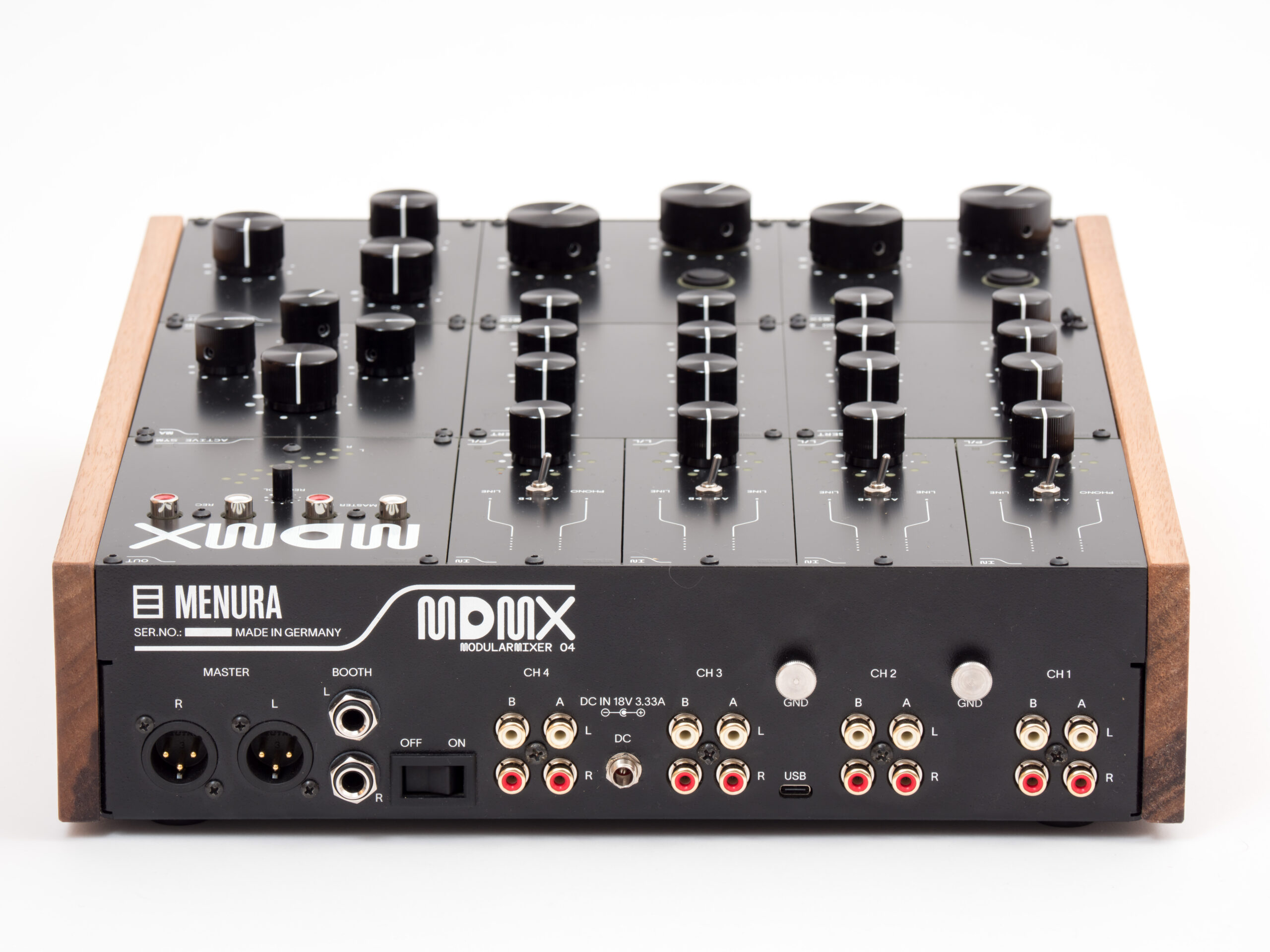 Neuer ModularProfiDJMixer aus Deutschland Menura MDMX