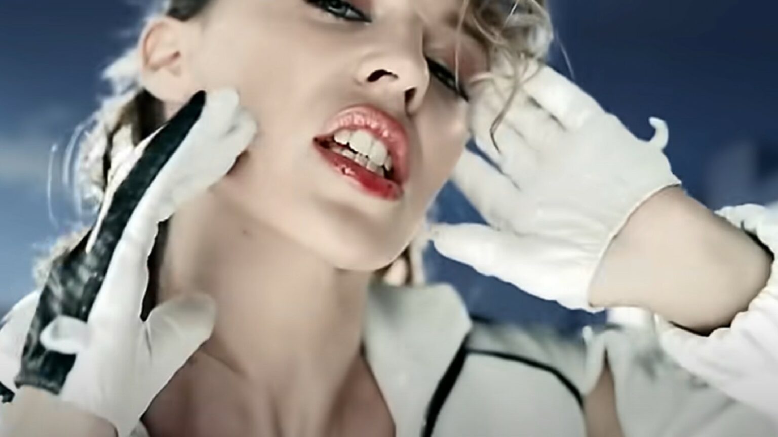 DJTrio verwandelt Welthit von Kylie Minogue in RaveHymne