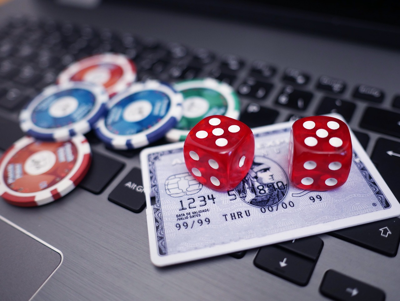 The Psychology Behind Online Casino Echtgeld: Understanding Player Behavior