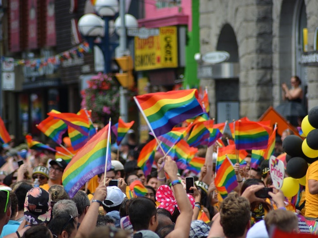 Berlin: Kritik an Polizeirazzia in Queer-Center
